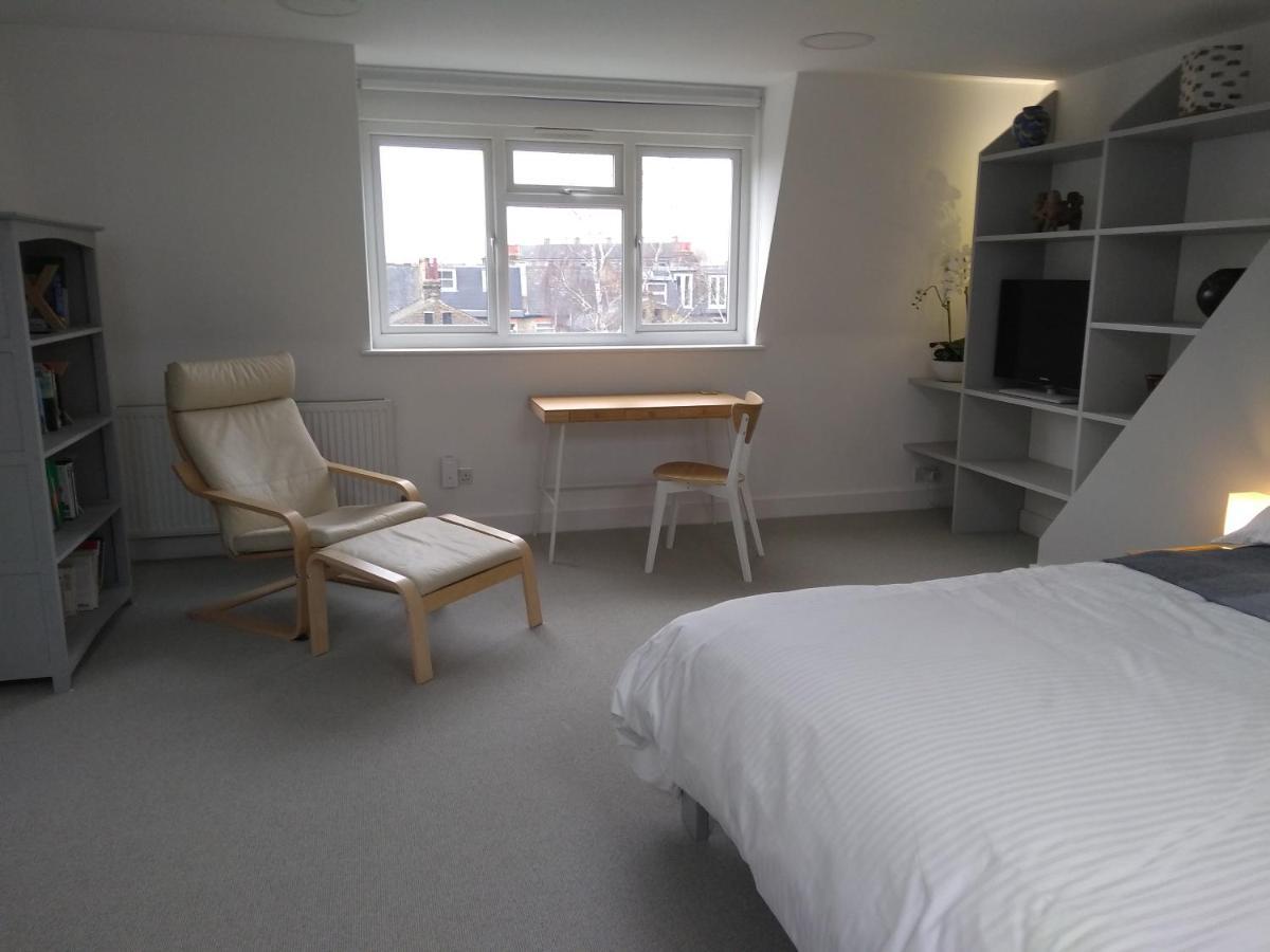 Sandra & Andrew'S B&B London Ngoại thất bức ảnh